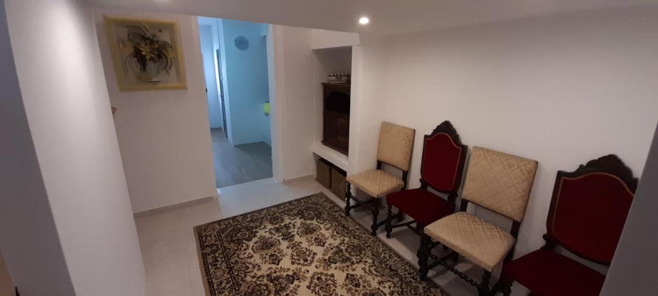הוילה ליסבון Moradia Em Vila Da Cidade מראה חיצוני תמונה